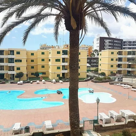 Huella Canaria Complejo Olas *
